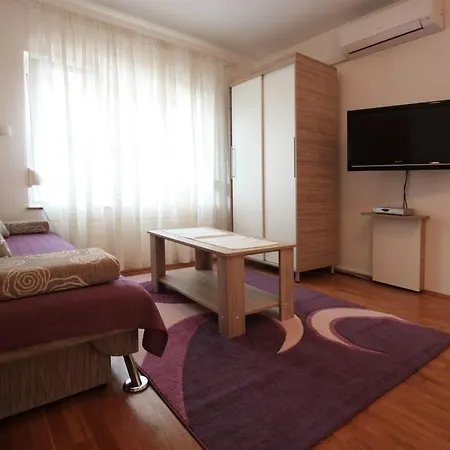 Studio 2 Appartamento Crikvenica